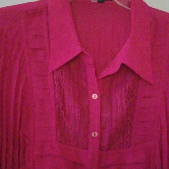 Blouse - Picture 2 of 4